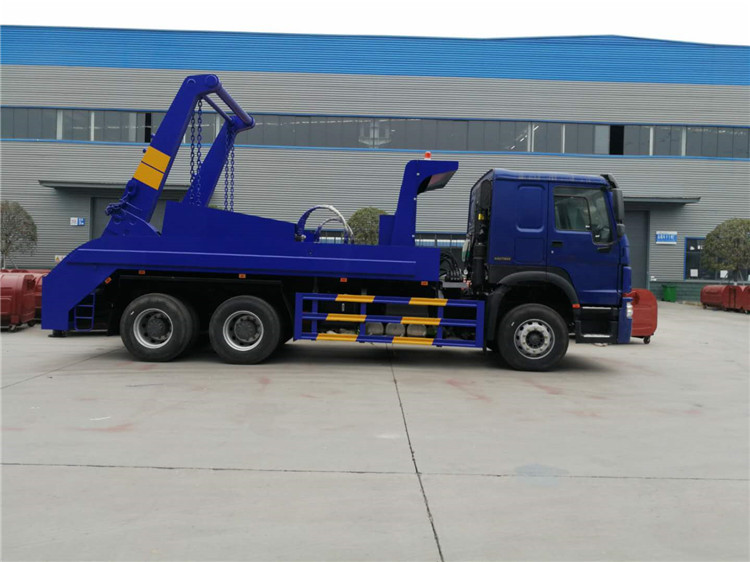 SINOTRUCK HOWO swing arm garbage truck
